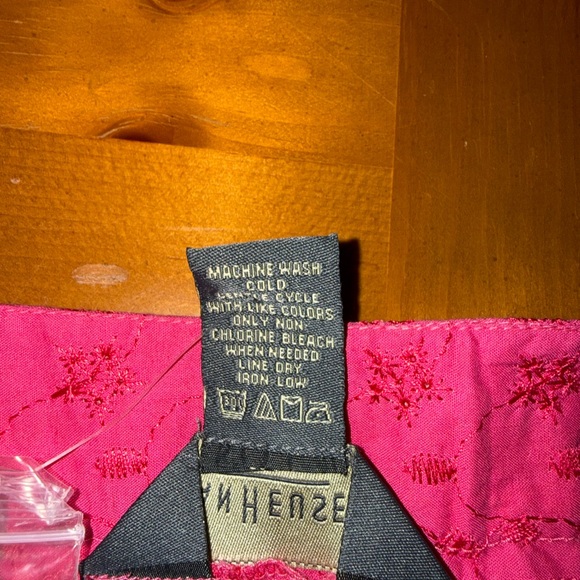 Van Huesen Top & Skirt Tropical NWT L Vibrant Multi Colors Vacation Island Artsy - Picture 12 of 14